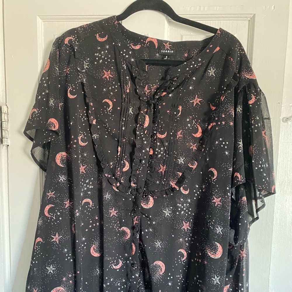 Torrid Size 6 Sheer Blouse
